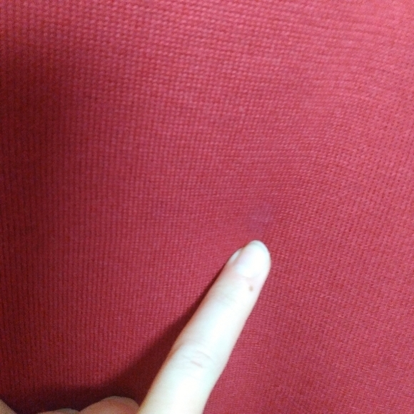 H&H Red Silk & Cotton Blend V Neck Men's Sweater Size Medium - Picture 10 of 10